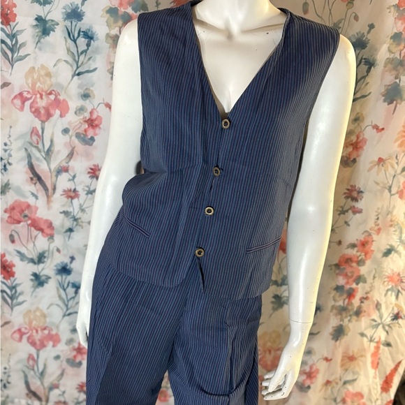 Vintage Lizsport Blue Relaxed Fit V-Neck Pantsuit - Picture 2 of 16